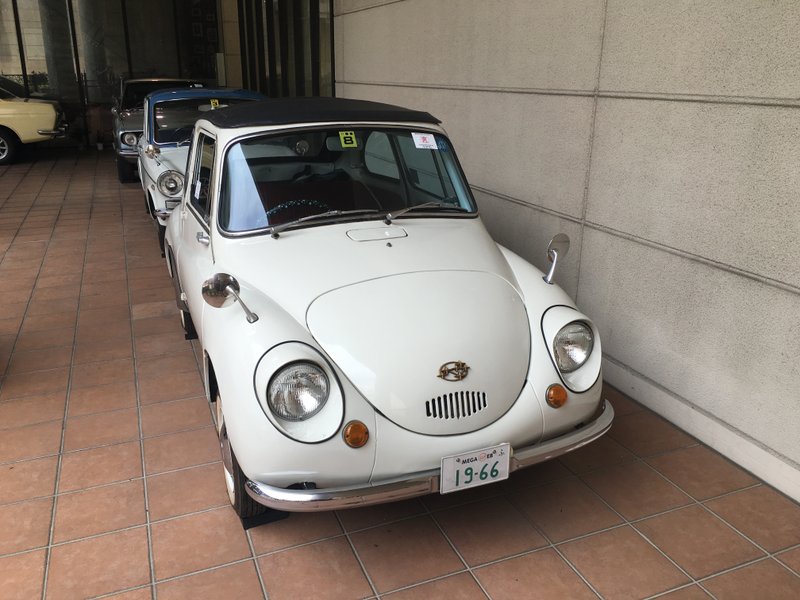 Illustration for article titled Look At This Amazing Collection of Historic Cars Inside A Japanese Shopping Mall